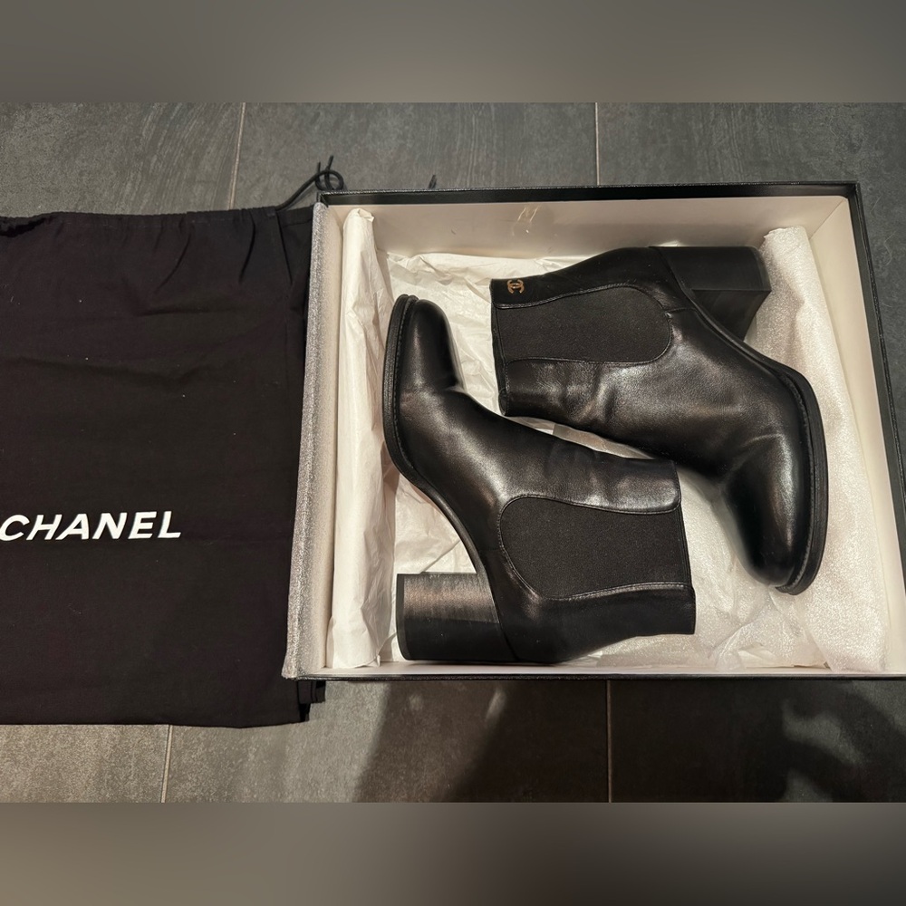 Chanel Women's Black Leather Ankle Boots